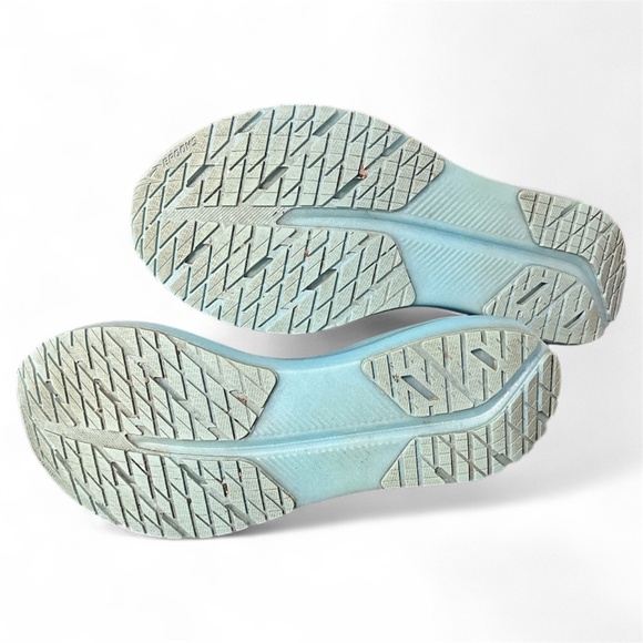 Brooks Men's Hyperion Tempo Road Running Shoe Size 10 - Picture 6 of 6